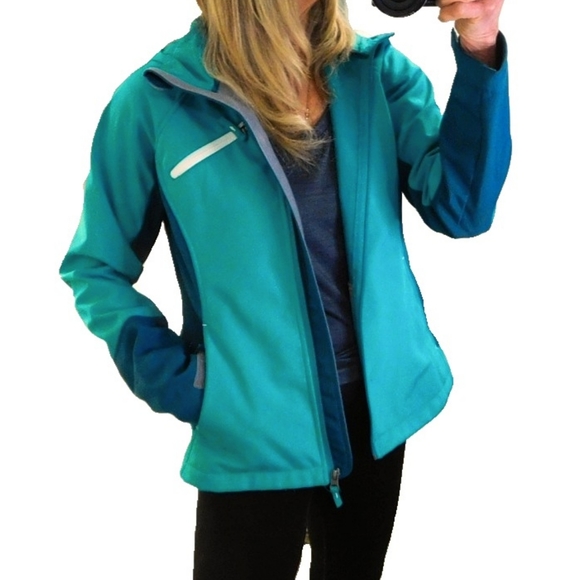FREE TECH Jackets & Blazers - FREE TECH ACTIVE SOFTSHELL COLORBLOCK JACKET